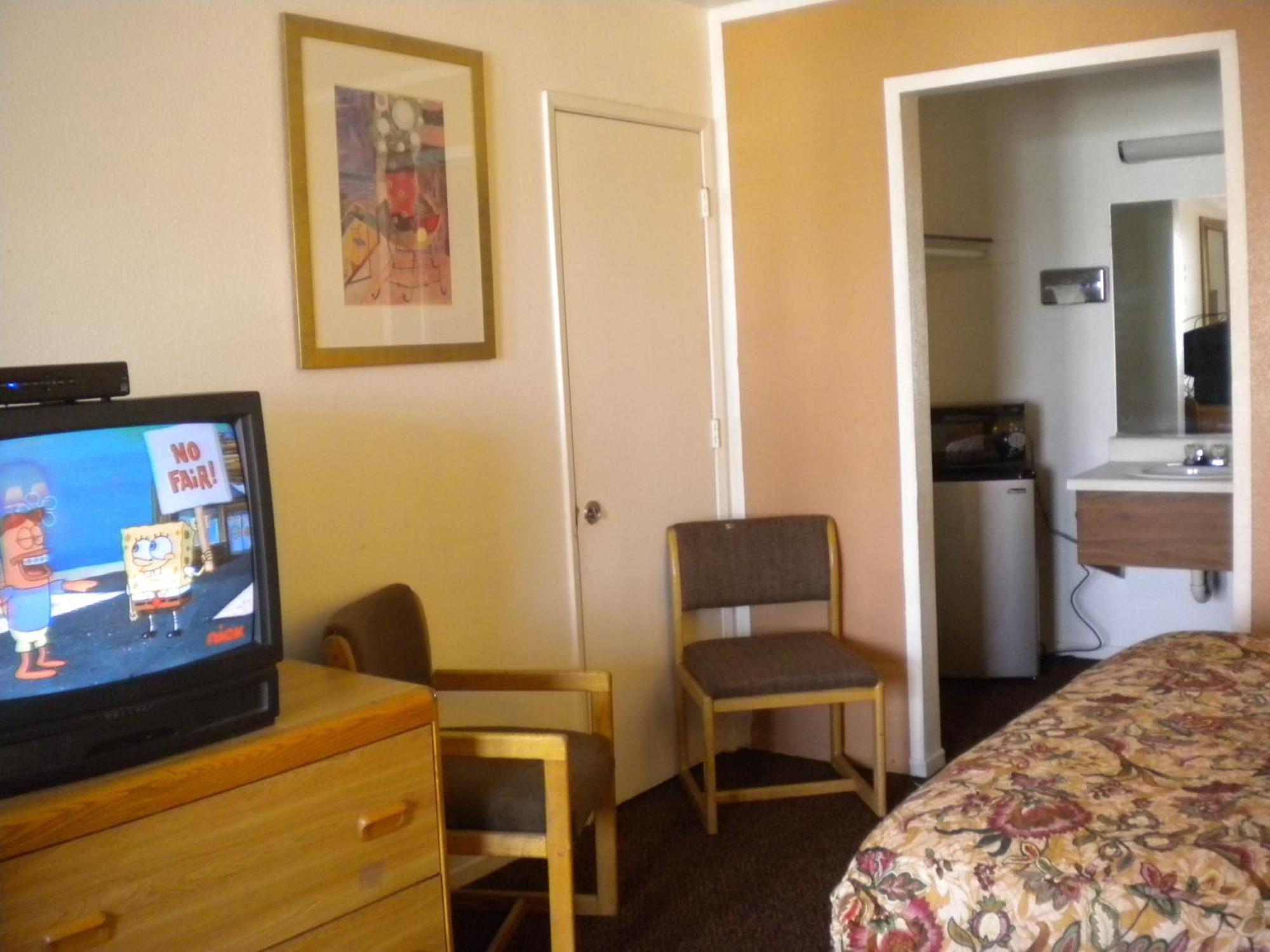 Best Economy Inn & Suites Бейкерсфилд Номер фото